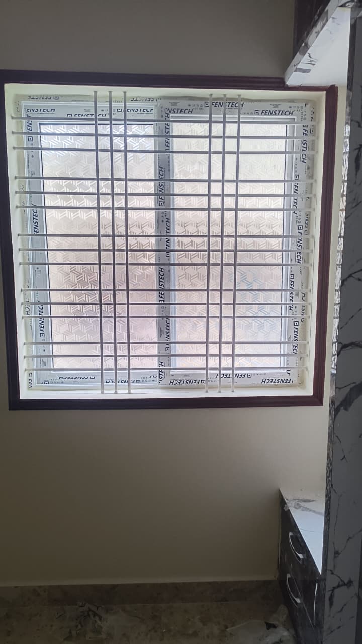 INDEPENDENT BUILDING